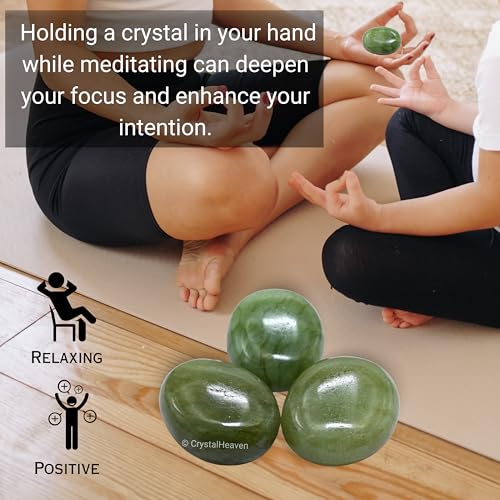 Image of Light Green Aventurine Crystal Palm Pebbles Stones for Anxiety Stress Relief Massage - AAA Grade Original Healing Gemstone Agate Palm Stone for Yoga Meditation Spiritual Reiki Feng Shui