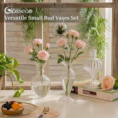 Petits vases transparents côtelés d'artisanat d'art pour réception - 4