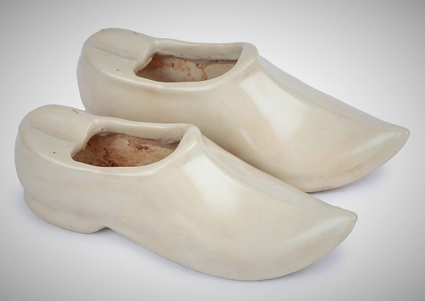 Inara Creation Shoe/Jutti Shape Ashtray Smoking for Home, Office and Bar (Beige, 2)-picture-28