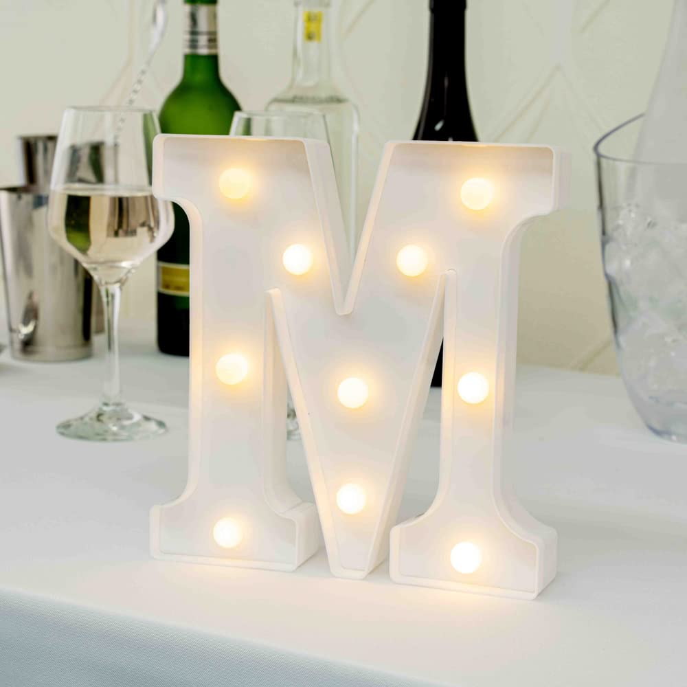 Restaurantware Illumify - Letra iluminada de 8.1 x 1.2 x 8.7 pulgadas, 1 luz LED duradera para marquesina, letra M, resistente al tacto, de plástico blanco, ranura para fiestas, bodas o eventos