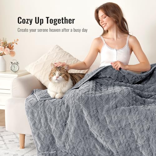 Image of Uttermara Weighted Blanket for Adults Queen Size 15lbs 60x80 inches, Dual Sided Soft Jacquard Sherpa Weighted Blankets, Thick Heavy Blanket for Sleeping and Calming, Grey