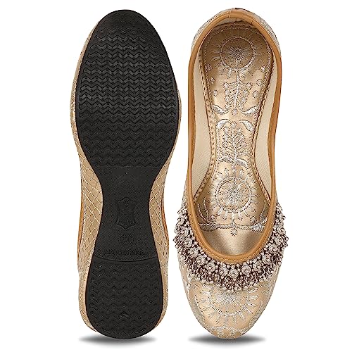 Image of Women's Rajasthani Embroidered with Payal Punjabi Mojari's Jutti's Juti's Shoe