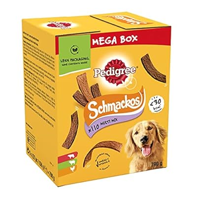 Pedigree Schmackos Mega Pack - Dog treat multipack with beef, lamb and poultry flavours, 110 strips, 790g