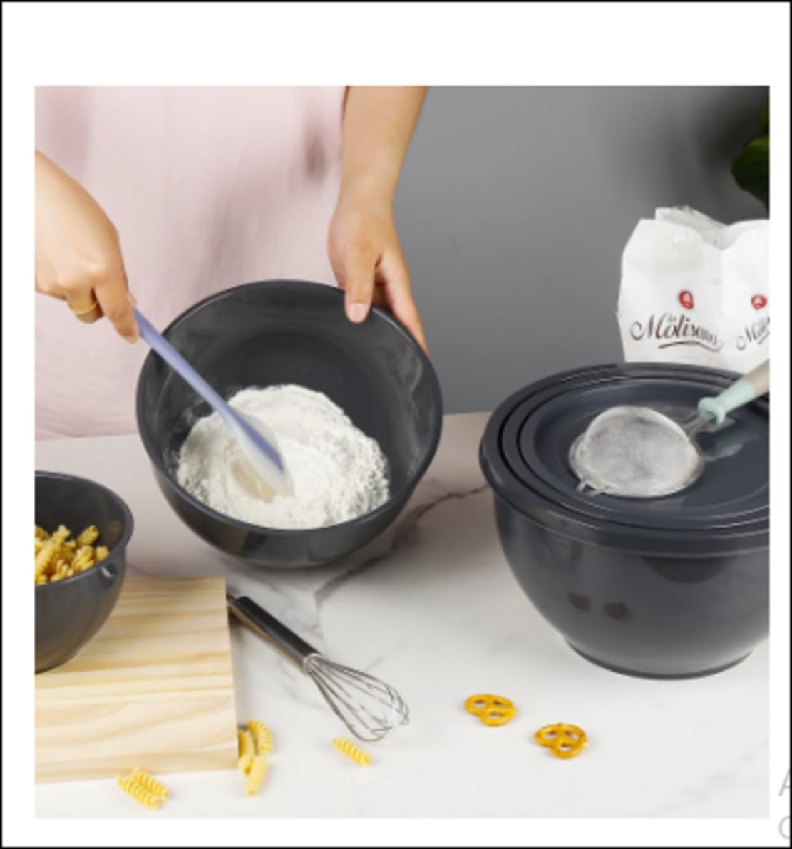Plastic Mixing Bowl Set with Lids, 5-Piece – Grey