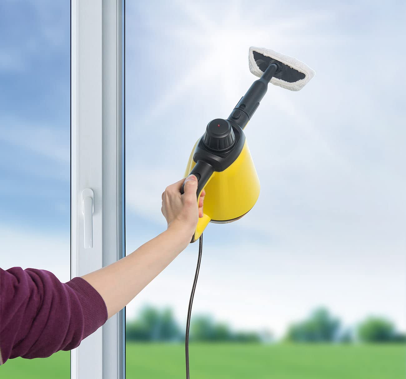 Sichler Haushaltsgeräte Dampfmop: 2in1-Hand-Dampfreiniger, Dampf-Mopp &-Besen, 16-tlg. Zubehör, 1.200 W (Hochdruckreiniger, Fliesenreiniger, Kfz)