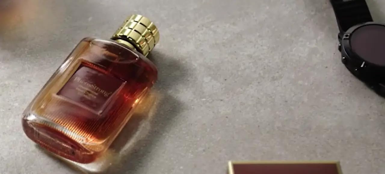 Perfume Feromonas Your Choice for Men – Perfume con Feromonas para Hombre | Irresistible, Elegante y Masculino | Lavanda, Limón Italiano, Vainilla de Madagascar, Vetiver | Fragancia que Deja Huella