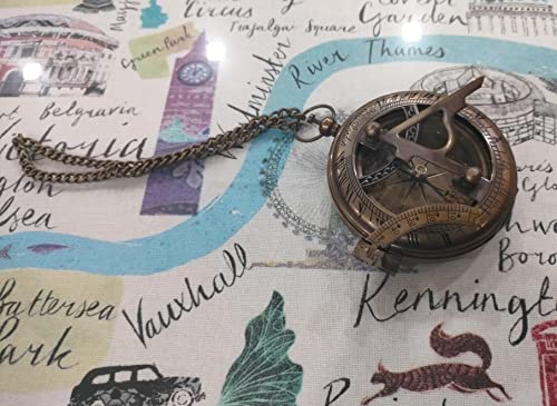 Brújula de bolsillo vintage de latón con brújula solar miniatura 3