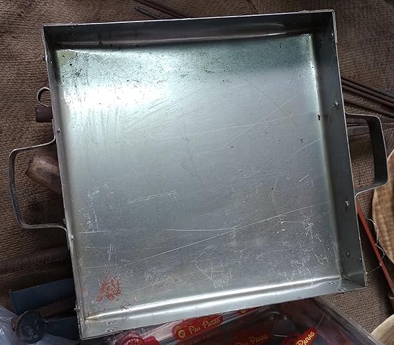 Gift Liya Kya Square Hawan Yagya Jogya Havan Kund Pot Tray with Large Chimta, Iron Sheet Metal,Chromo Finish with Legs Handle for Puja Auspecious Fire Ritual at Temple, Pack of1. (8 * 8inch) 2
