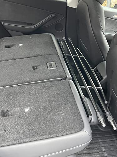 Electric Rebels Hundegitter/Transportgitter – kompatibel mit Tesla Model Y (auch Juniper) – stufenlos verstellbar, komplettes Montage-Set, ruhiger & sicherer Schutz für Hunde und Fahrer
