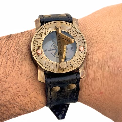 Encuentra reviews de Brújula antigua barco del mes. 34 CollectionblesBuy Brújula de reloj antiguo con correa de piel negro retro, brújula náutica, comodidad hecha a mano, artículo para acampar en barco, brújula