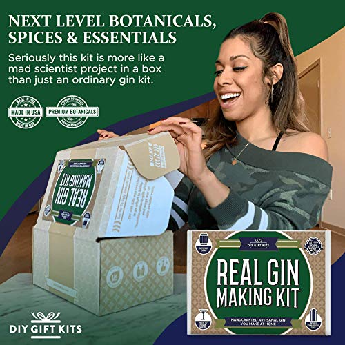 Real Gin Making Kit (Deluxe Edition) w/ Stainless Steel Personalized Flask, For Making Delicious Martinis, Gin and Tonics, Spirits & Cocktails At Home | Botanicals, Recipe Guides, Bottles & Labels & M