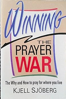 Paperback Winning the Prayer War Book