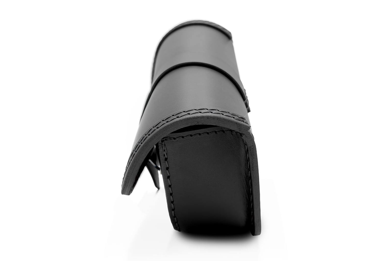 ends cuoio - Bolso Lateral Piel auténtica Compatible con Harley Davidson Softail Fat Bob, Low Rider, Slim 2018-2021, Bolsa Cuero Moto - Cierre magnético rápido - Lado Izquierdo (Negro)
