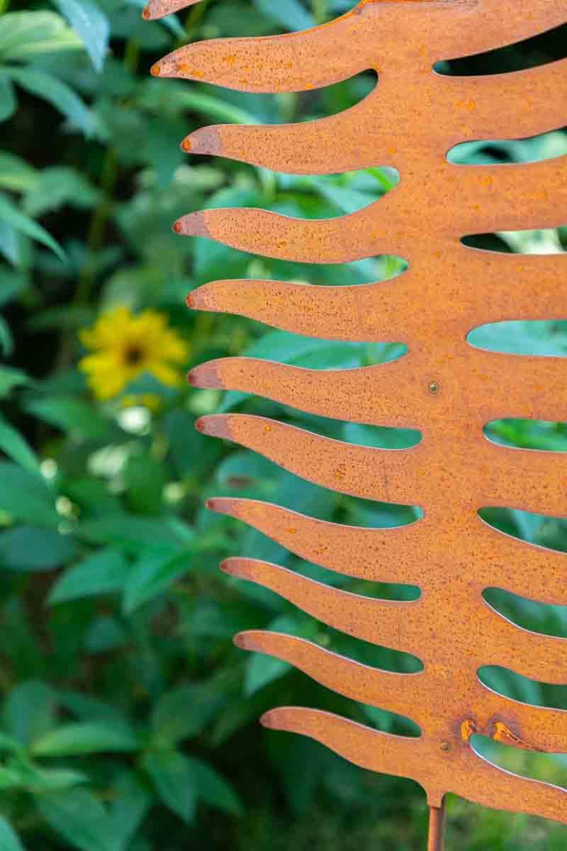 KUHEIGA Gartenstecker Farn Metall Edelrost, Gartenfigur H: 93cm Blatt zum Stecken, Garten