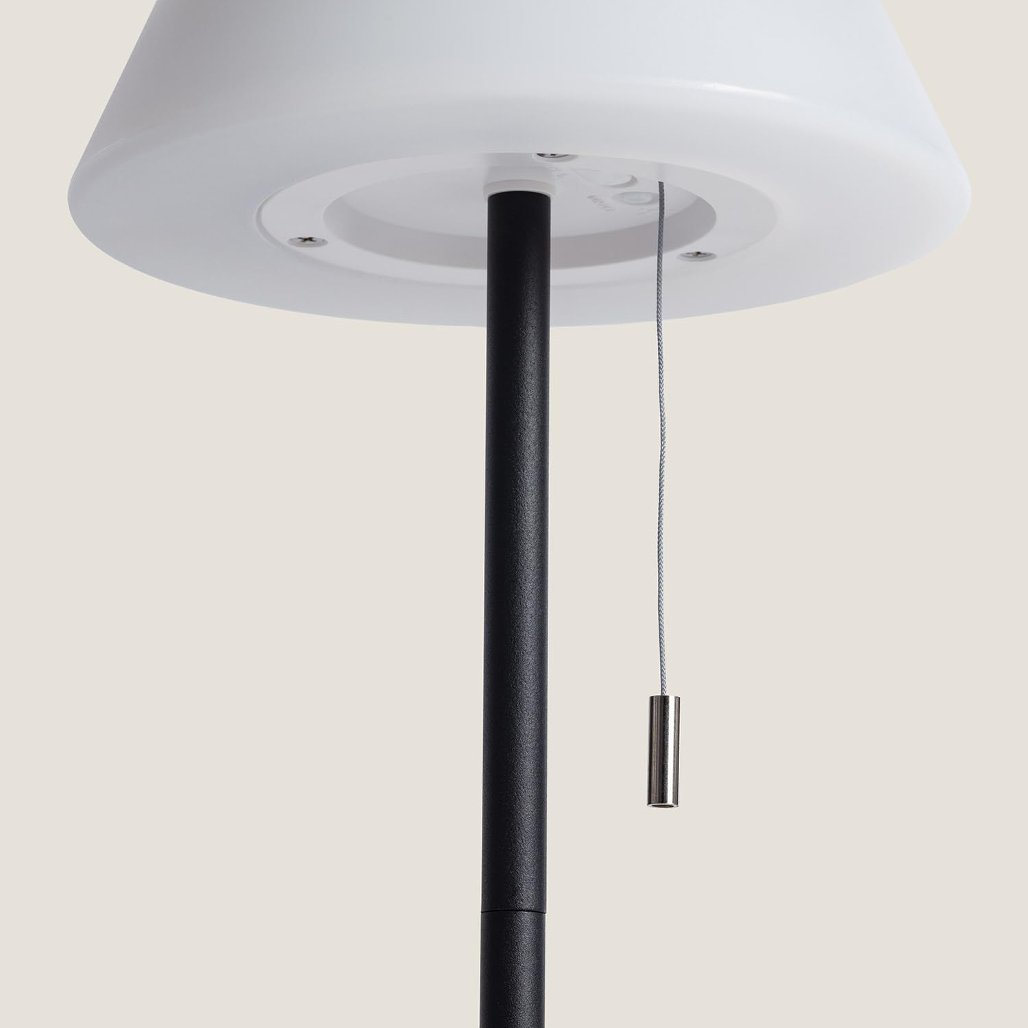 LEDKIA LIGHTING Lámpara de Mesa Solar Exterior LED 1.2W Metal Aldana Verde Celadón