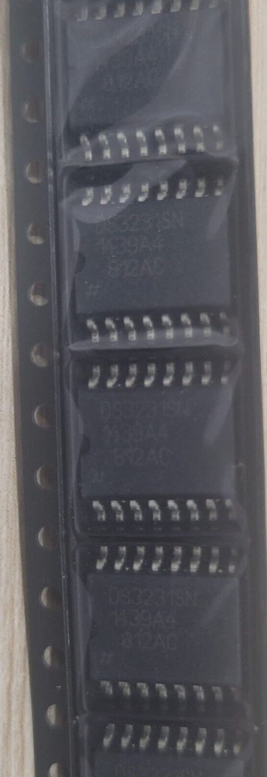 (1 PC) DS3231SN#T&R Maxim IC Compatible with RTC CLK/Calendar I2C 16SOIC