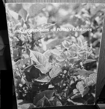 Paperback Compendium of Potato Diseases Book
