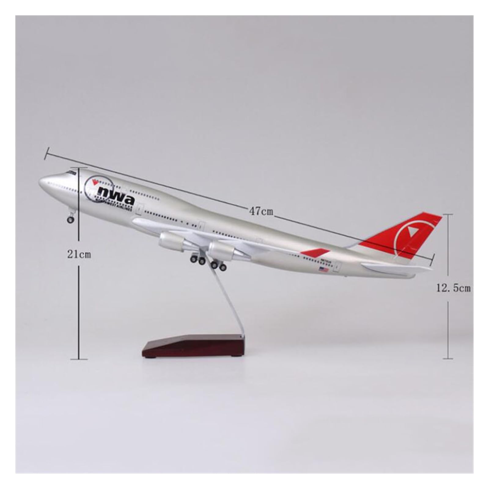 47CM 747 B747 Model NWA Northwest Airlines with Landing Gear