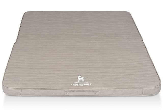 Knuffelwuff Roanoke - Esterilla de Viaje Plegable para Perros (120 x 100 cm, Piel sintética, 120 x 100 cm)…