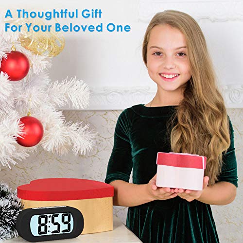 Miniatura 6 de Plumeet Reloj Despertador Digital LCD Viaje, con Gran Pantalla, fácil de configurar, con Snooze y luz de Noche, Alarma con Sonido Ascendente y portátil, el Regalo Ideal para niños (Negro)