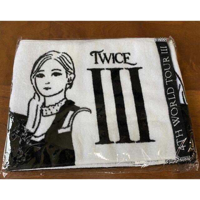 Amazon.co.jp: TWICE タオル 4TH WORLD TOUR Ⅲ マフラータオルC 東京
