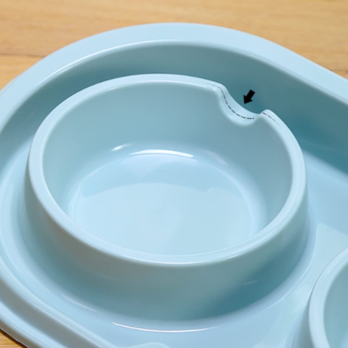 Cuencos dobles de comida para perros y gatos, cuencos de acero inoxidable para mascotas y cuencos de agua para perros con estación de polipropileno antideslizante y antiderrames, comedero de