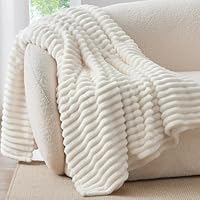 BEDELITE Fluffy Fleece Throw Blanket - Cream White Sofa Throw Soft Cosy Warm Small Blankets for Single Bed, Gifts for Women