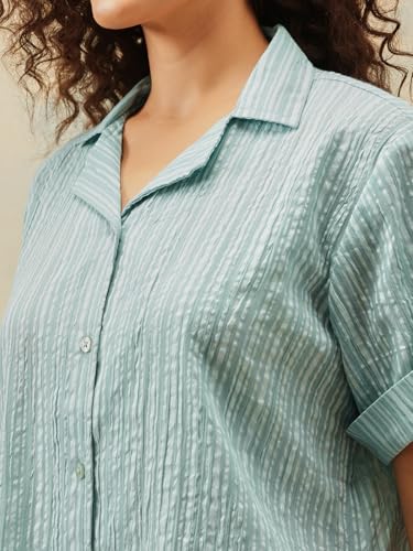 Image of Clovia Women Rayon Night Suit- Printed, Shirt & Pyjama Set
