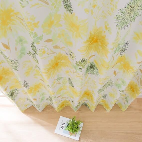 ニトリ】遮光1級 遮熱 遮音 カーテン2枚入り リラ イエローグリーン①