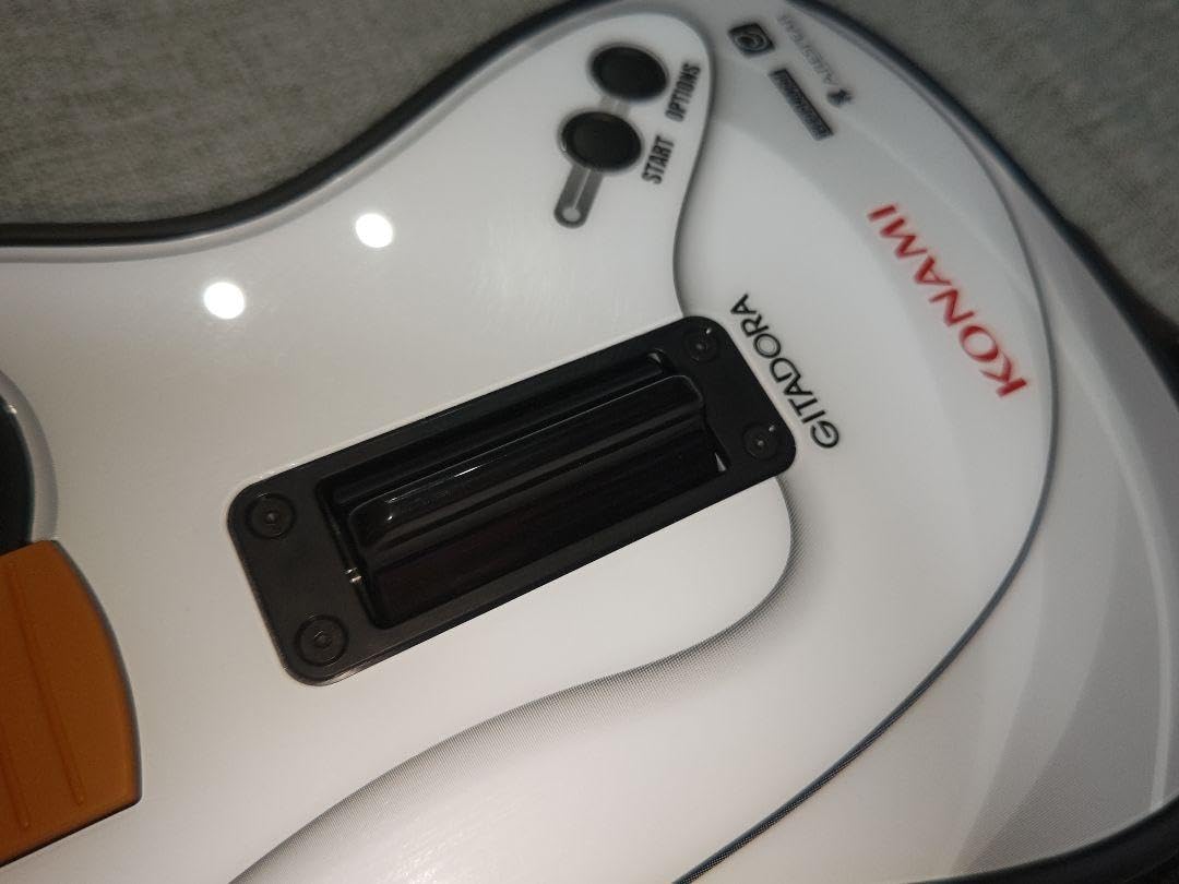 Amazon.co.jp: GITADORA GuitarFreaks ギターコントローラ