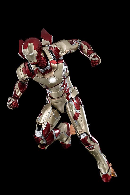 Marvel Studios The Infinity Saga DLX Iron Man Mark 42 Action