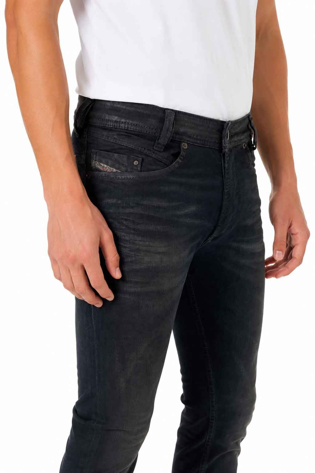 Diesel Iakop 0833Y Jeans Slim Tapered