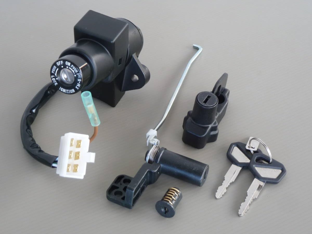 ゼファー400 C3 C4 メインキー セット キーボックス タンク 222