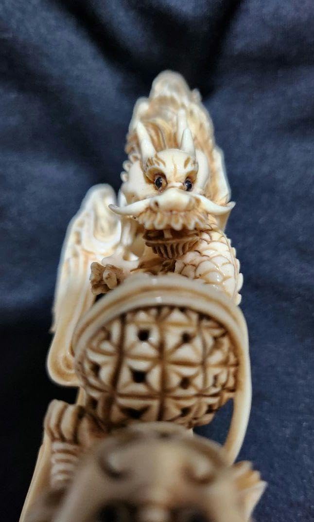 Amazon.co.jp: 龍と獅子 龍獅子図 置物 干支 : ホーム＆キッチン