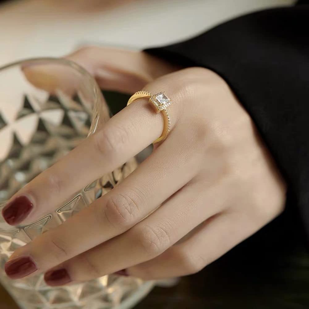 Damenringe, vergoldeter Heller Luxus-Zirkon-Super-Flash-Ring, Ins Nischendesign, quadratischer Diamant, kühler Wind, Exquisite Ringöffnung, Trendige Accessoires für Damen