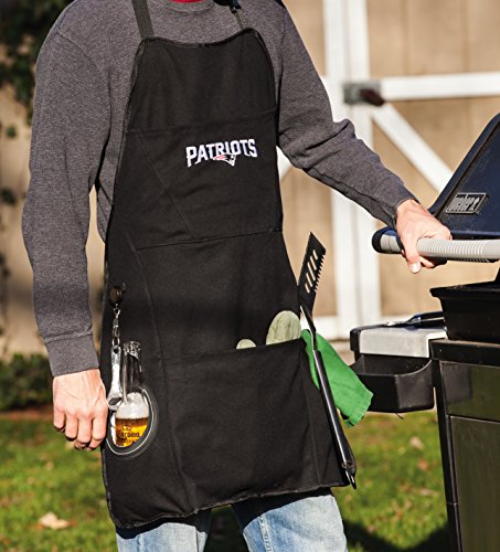 image for Team Sports America NFL Dallas Cowboys Ultimate Grilling Apron | Bottl