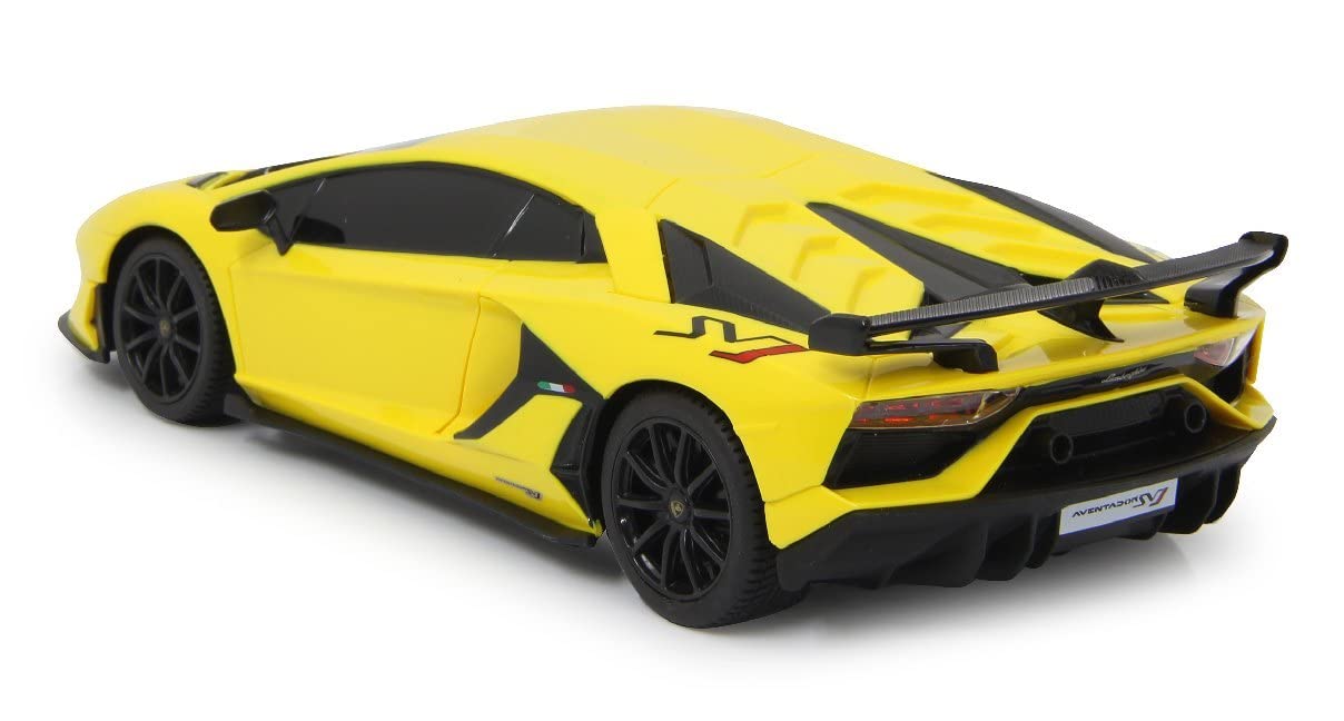 JAMARA 405187 - Lamborghini Aventador SVJ 1:24 2,4 GHz - oficjalna licencja, do 1 godziny jazdy przy ok. 9 km/h, idealnie odwzorowane szczegóły, wysokiej jakości wykonanie, żółty
