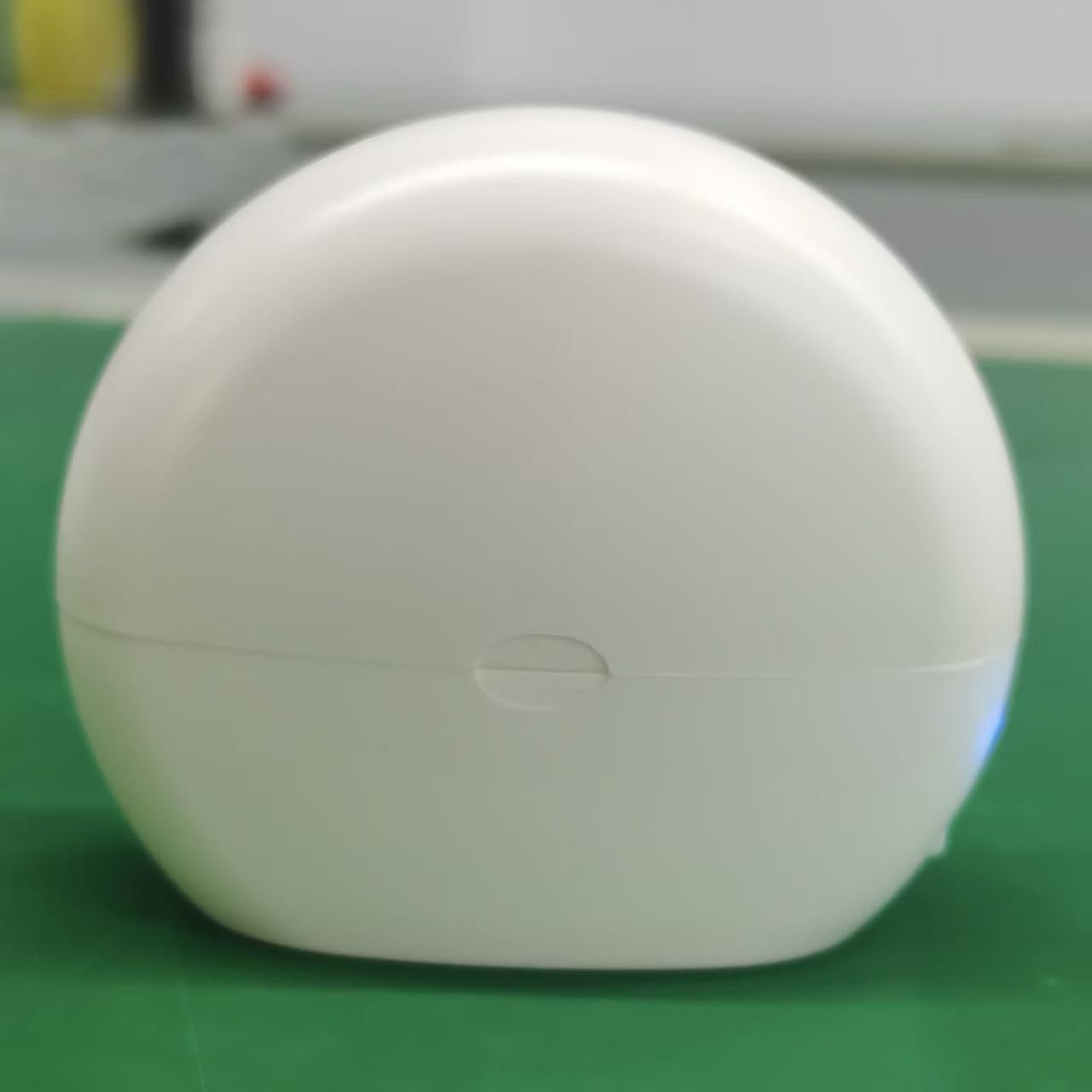 One Pair Hearing Assist Devices with Charging Box,White