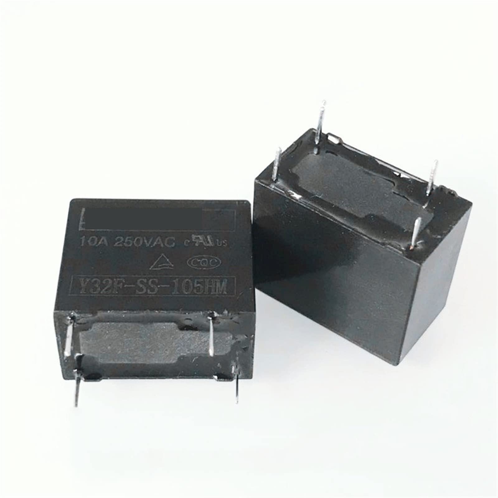 Relé Y32F-SS-112HM de 12V y 10A como reemplazo para HF32F 2