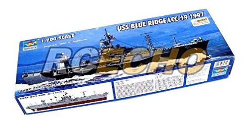 Maquette USS Blue Ridge LCC-19 Trumpeter 05715 : le cadeau idéal pour passionné d'histoire 1/700