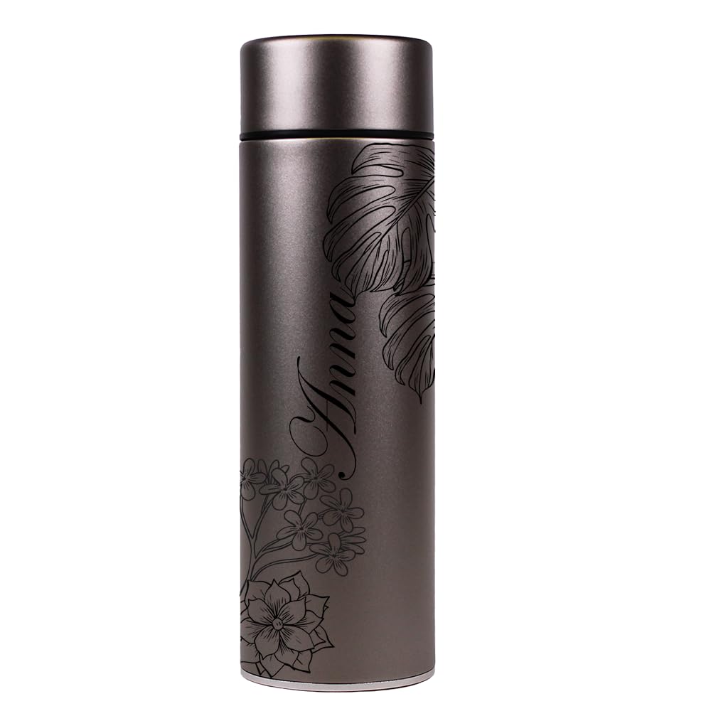 Kopierladen Karnath GmbH Titanflasche JOHNNY von Dottie Bottle mit personalisierter Gravur - 420 ml - nur 206 g - Ultraleichte Thermosflasche aus doppelwandigem Titan