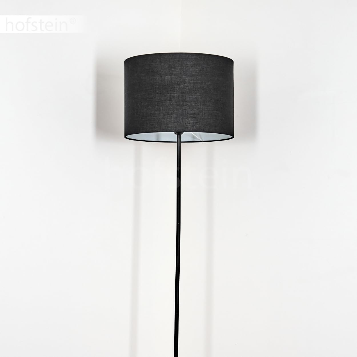 Stehleuchte Bassagoda, Stehlampe aus Metall/Stoff in Schwarz/Weiß, Leuchte im skandinavischen Design mit rundem Schirm (Ø 40 cm) u. Fußschalter, Höhe 158 cm, 1 x E27, ohne Leuchtmittel