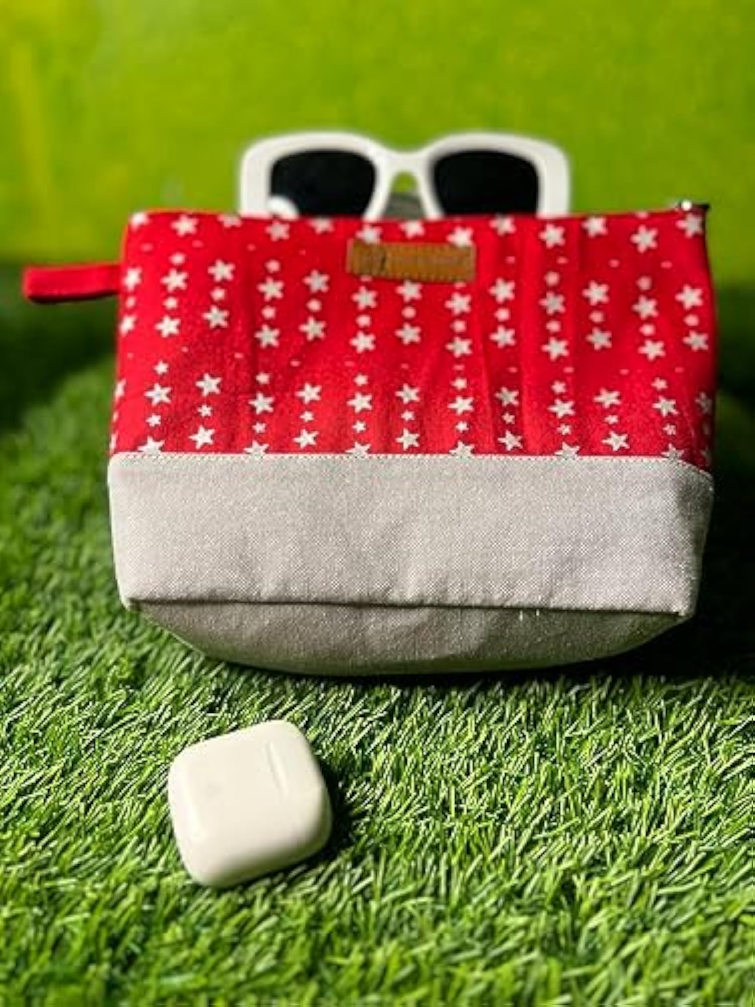 Stylish and Versatile Hand Pouch for Essentials