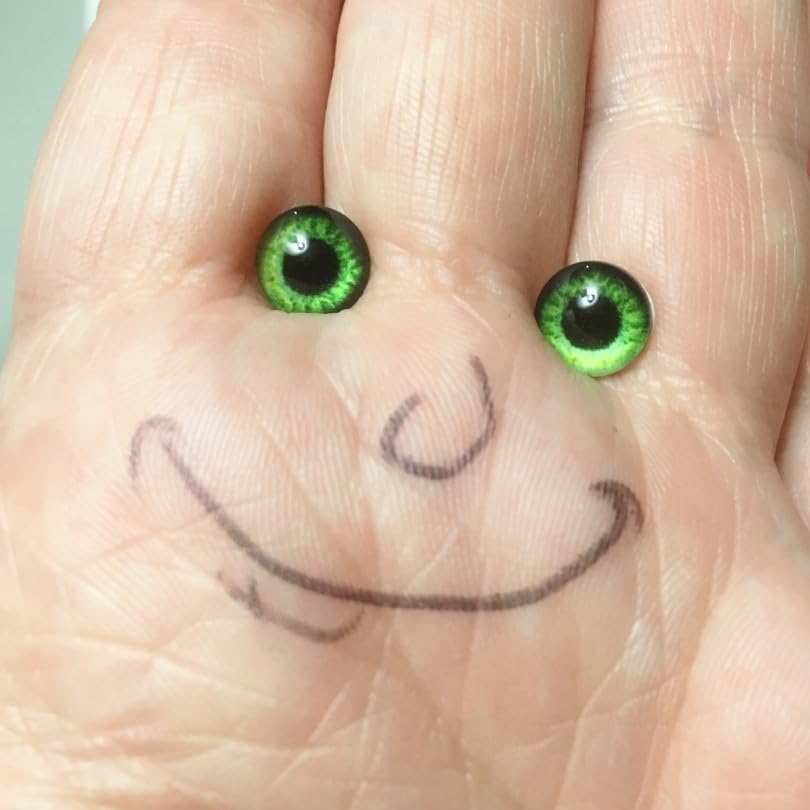 M01592 MOREZMORE 2pc Glass Eyes Iris 8mm Wild Green Flat Back for Puppet or Doll or Needle Felted Animal