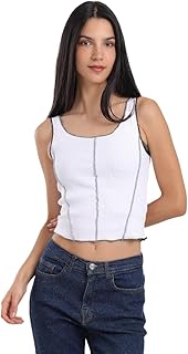 بلوزة بتفاصيل خياطة متباينة وتصميم حديث للنساء من كارينا