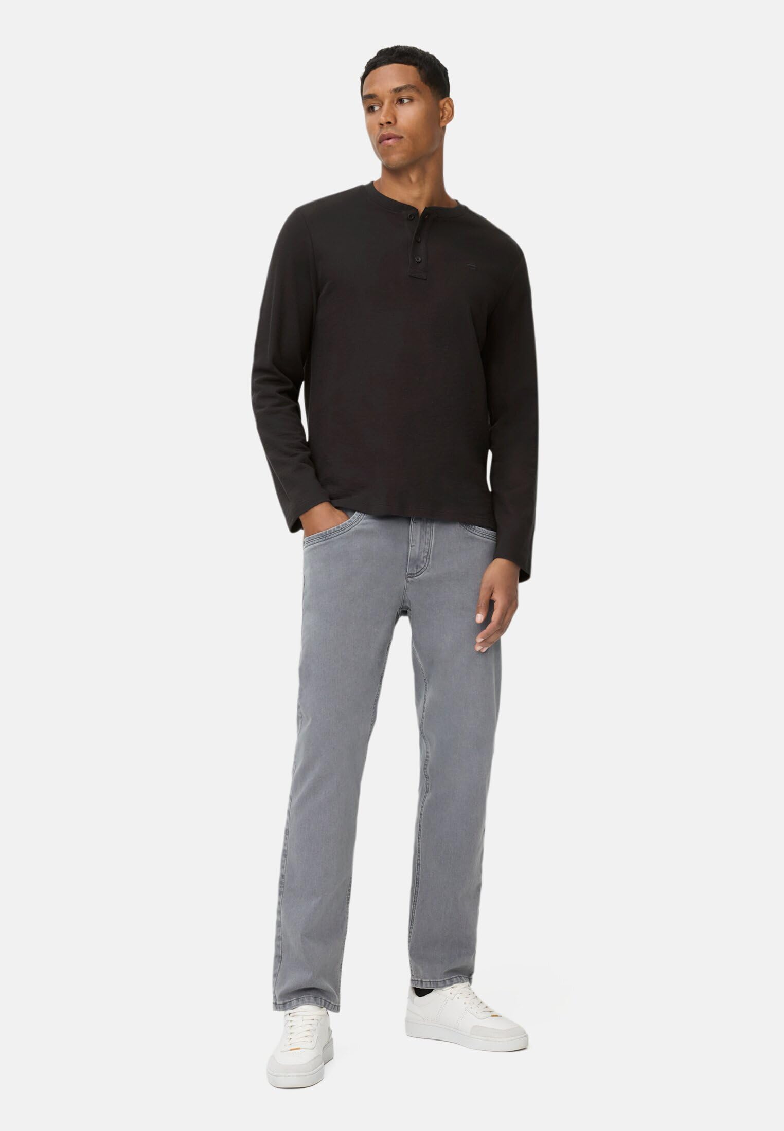camel active Herren Henleyshirt aus Reiner Baumwolle