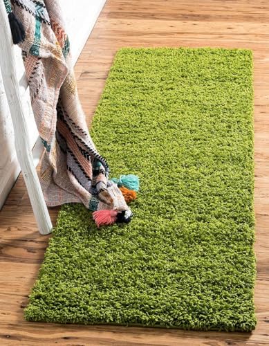 Image of Solid Shaggy Rugs and Carpet for Bedroom Living Room 2x6 Feet Grass Green Color