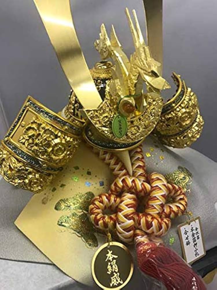 Amazon | 五月人形 兜 15号 三笠山 純金箔押兜のみ 櫃付 合鉢