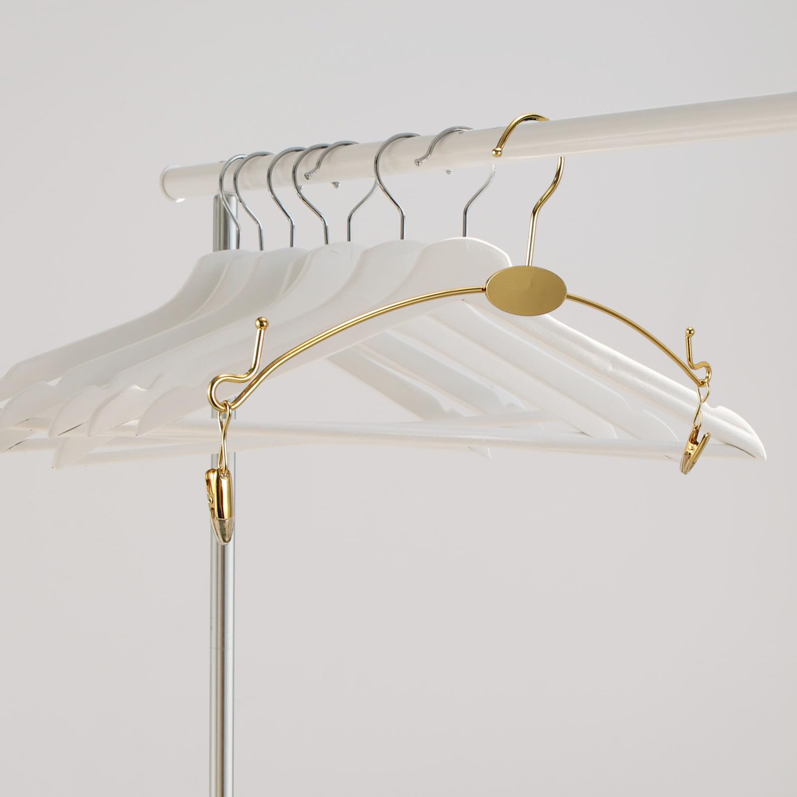 Lurrose 10 grucce con clip in metallo, grucce antiscivolo per biancheria intima (mutandine e reggiseni), stendino per bucato, armadio dorato