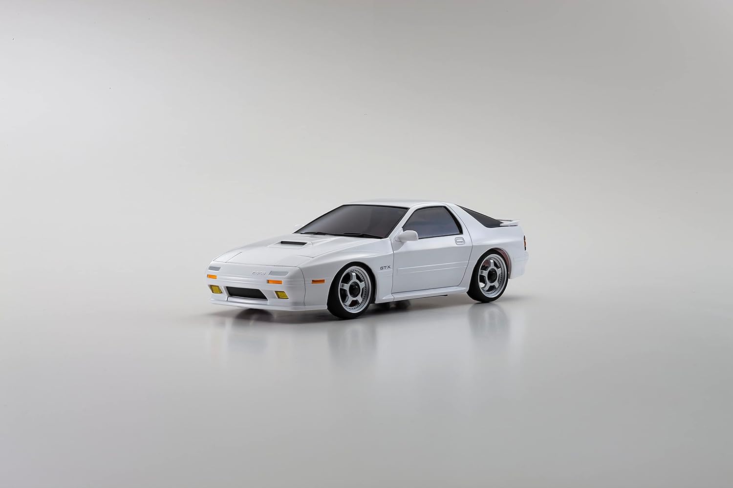 Kyosho 32634W Minute AWD Mazda Savannah RX-7 FC3S White
